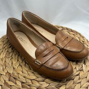 liz & co. Women's Brown Loafers